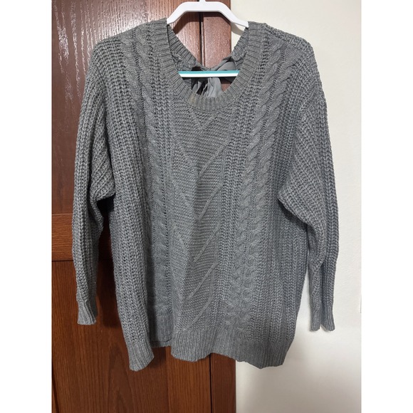 Torrid Gray Cable Knit Sweater Bow Back Long Sleeve Women's Size 1 - Picture 2 of 3